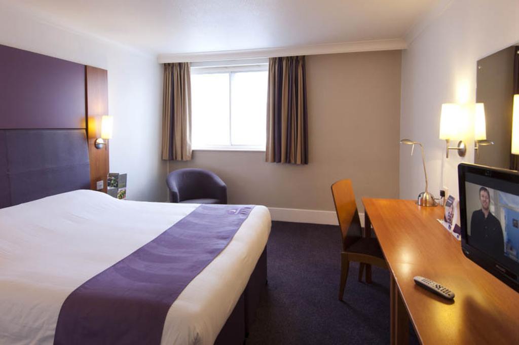 Premier Inn Norwich - Broadlands Park Thorpe St Andrew Номер фото